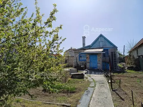 Дом в Волгоградская область, Волгоград пос. Сакко и Ванцетти, ул. ...