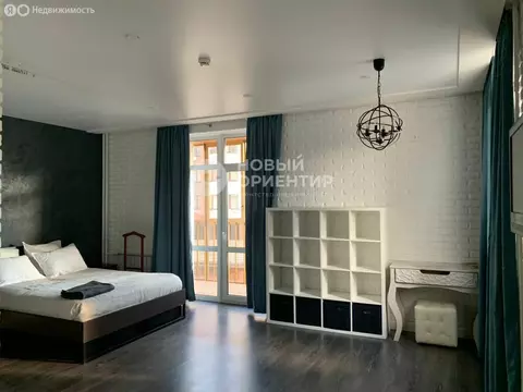 1-комнатная квартира: Екатеринбург, улица Белинского, 30 (49.2 м)