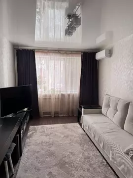 1-к кв. Волгоградская область, Волгоград ул. Петра Гончарова, 10 (32.1 ...