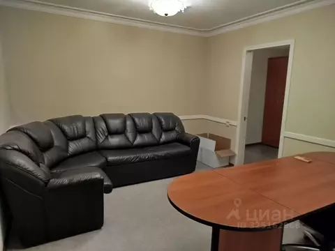 Помещение свободного назначения в Саратовская область, Саратов ул. ...