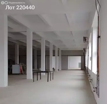 Помещение свободного назначения (1900 м)