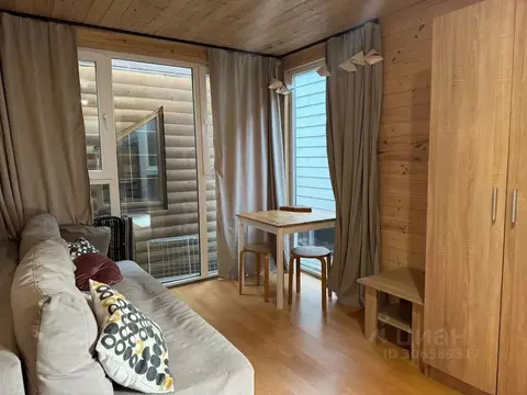 Дом в Краснодарский край, Сочи Красная Поляна пгт, ул. Защитников ...