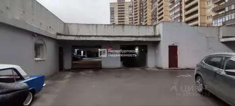 Гараж в Санкт-Петербург Планерная ул., 63к1 (12 м)