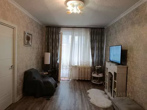 2-к кв. Самарская область, Новокуйбышевск ул. Островского, 4 (46.5 м)