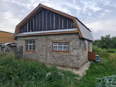 Дом в Татарстан, Алексеевский район, Лебяжинское с/пос, с. Саконы ул. ...