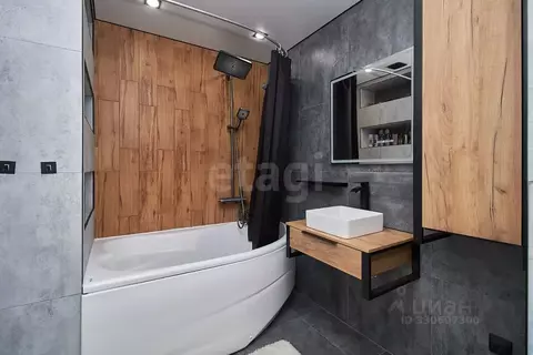 2-к кв. Тюменская область, Тюмень Заречный проезд, 39Ак2 (72.3 м)