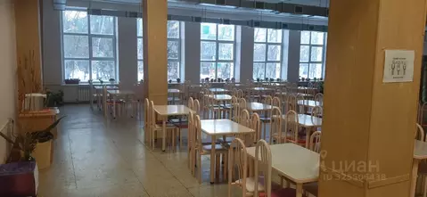 Помещение свободного назначения в Омская область, Омск просп. Карла ...