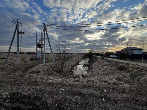Участок в Ленинградская область, Отрадное Кировский район, пос. ...
