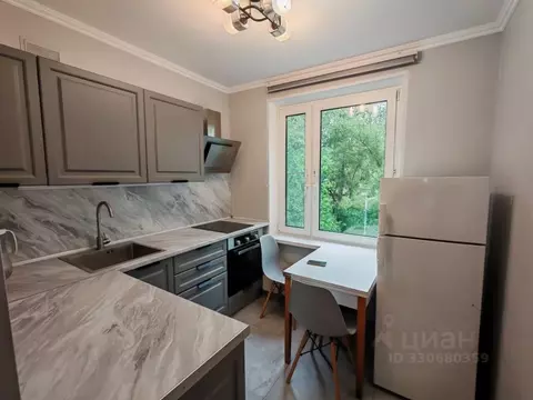 3-к кв. Москва Новоясеневский просп., 14К2 (65.0 м)