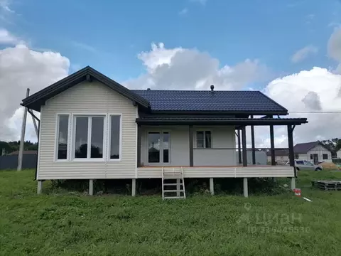 Дом в Ленинградская область, Ломоносовский район, Лопухинское с/пос, ...