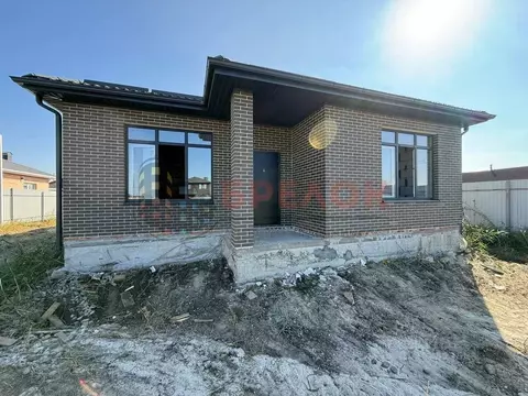 Дом в Ростовская область, Азовский район, Поселок Красный сад, ...