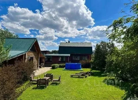 Дом в Свердловская область, Екатеринбург пос. Ягодный, Фруктовая ул., ...