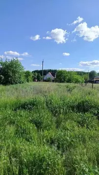 Участок в Белгородская область, Старооскольский городской округ, с. ...