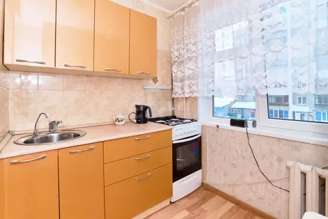 3-к кв. Томская область, Томск ул. Елизаровых, 27 (57.6 м)