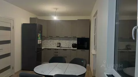 3-к кв. Санкт-Петербург ул. Пейзажная, 12 (76.0 м)