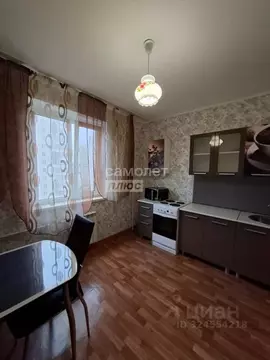 1-к кв. Курская область, Курск просп. Вячеслава Клыкова, 52 (37.5 м)