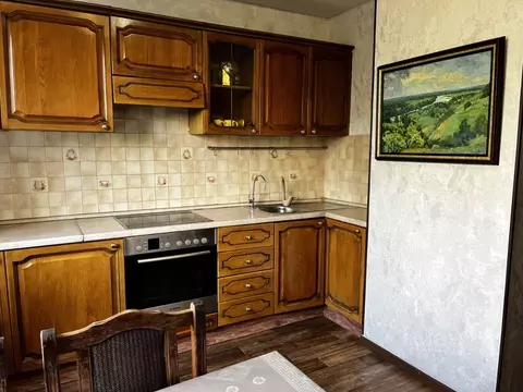 3-к кв. Москва ул. Авиаторов, 8 (75.0 м)