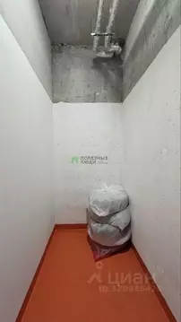 Гараж в Ленинградская область, Кудрово г. Всеволожский район, ...