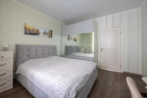 2-к кв. Санкт-Петербург Кременчугская ул., 9К1 (71.0 м)