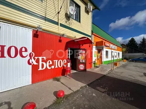 Торговая площадь в Тюменская область, с. Ярково ул. Дзержинского, ...