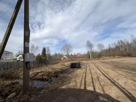 Участок в Ленинградская область, Выборгский район, Рощинское городское ...