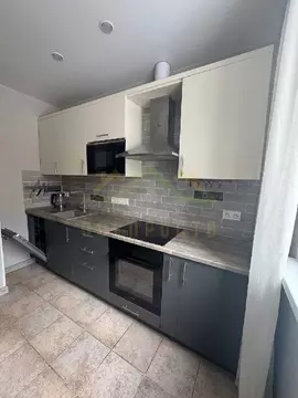 Продается 2-комнатная квартира