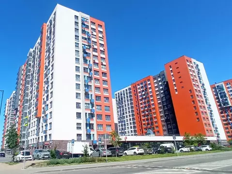 Гараж в Москва Десеновское поселение, ул. 3-я Нововатутинская, 4 (31 ...