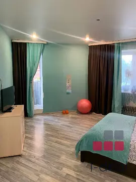 Продается 3-комнатная квартира