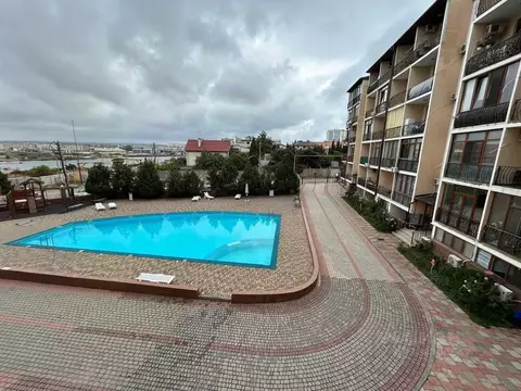 1-к кв. Севастополь проезд Рубежный, 28 (66.0 м)