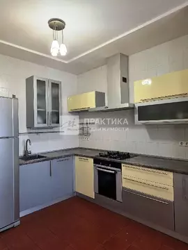 Продается 2-комнатная квартира