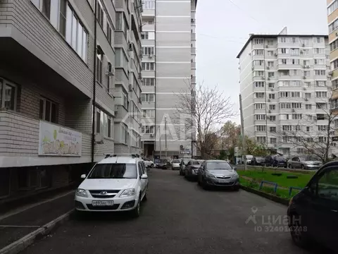 Помещение свободного назначения в Краснодарский край, Краснодар ул. ...