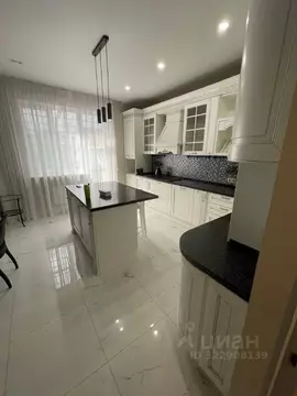 Таунхаус в Краснодарский край, Краснодар ул. Алуштинская, 1/6 (125 м)