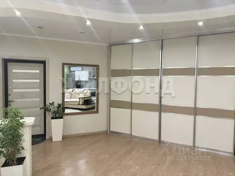 3-к кв. Хакасия, Абакан просп. Дружбы Народов, 49А (104.5 м)