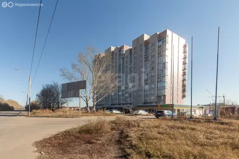 Торговая площадь (103.9 м)