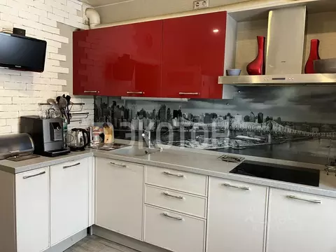 4-к кв. Санкт-Петербург ул. Маршала Захарова, 16к1 (114.2 м)