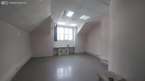 Офис (653 м)