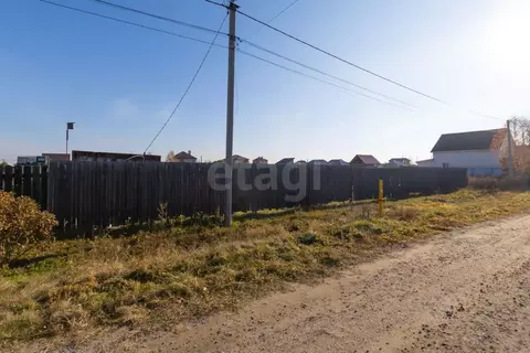 Участок в Тюменская область, Тюменский муниципальный округ, с. Чикча, ...