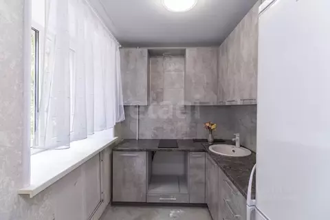 2-к кв. Тюменская область, Тюмень ул. Салтыкова-Щедрина, 3 (41.2 м)