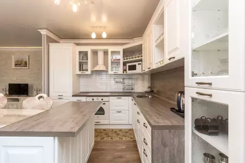 2-к кв. Тюменская область, Тюмень ул. Салтыкова-Щедрина, 58/1 (84.0 м)