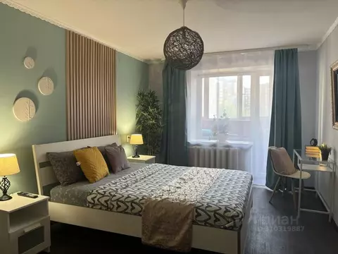 1-к кв. Башкортостан, Уфа ул. Менделеева, 122 (65.0 м)