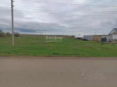 Участок в Крым, Кировский район, с. Владиславовка ул. Степная (21.0 ...