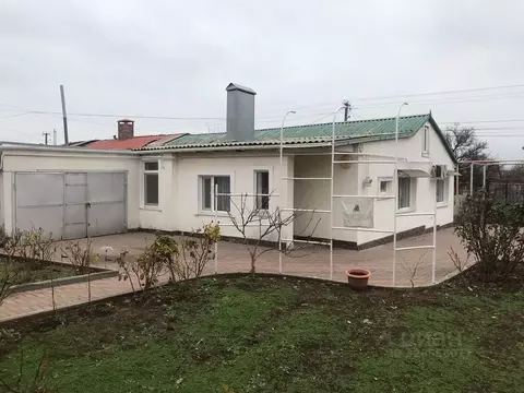 Дом в Крым, Сакский район, с. Суворовское ул. Суворовская, 10 (87 м)