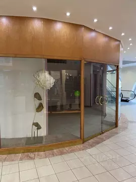 Торговая площадь в Москва Никольская ул., 25 (136 м)