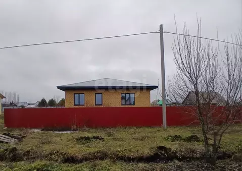 Дом в Башкортостан, Иглинский район, Акбердинский сельсовет, с. ...