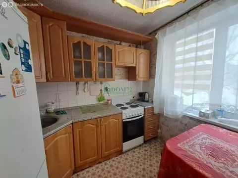 2-комнатная квартира: Тобольск, 6-й микрорайон, 16 (49.9 м)