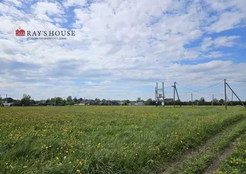 Участок в Ленинградская область, Гатчинский муниципальный округ, с. ...