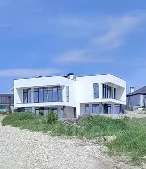 Дом в Краснодарский край, Геленджик Микрорайон Тонкий мыс,  (325 м)