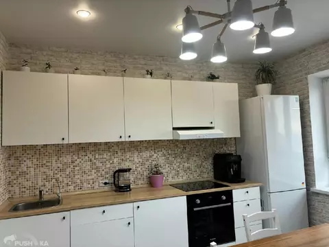 Продается 2-комнатная квартира