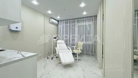 Помещение свободного назначения в Тюменская область, Тюмень ул. ...