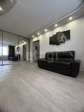 1-к кв. Коми, Усинск Молодежная ул., 28 (35.0 м)